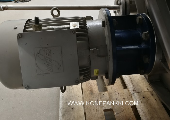 Stainless steel tank with mixer