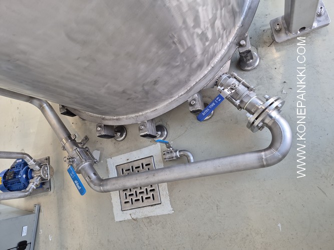 Stainless Steel Tank With Powder Feed Konepankki